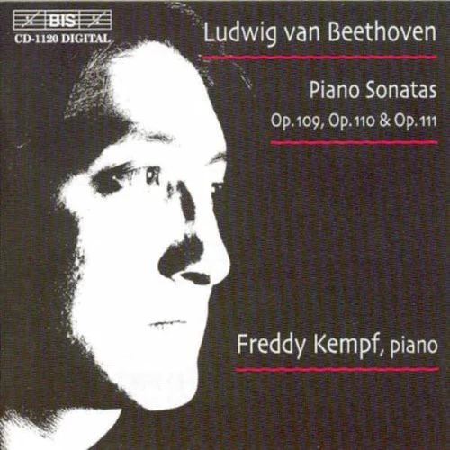 Beethoven: Piano Sonatas Nos. 30-32